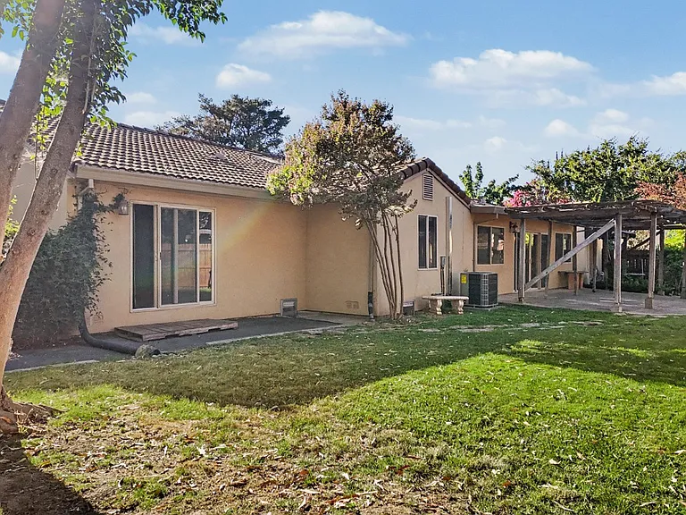 860 Watt Ave — Photo 20