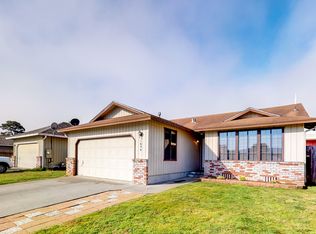 1690 Heartwood Dr, McKinleyville, CA 95519