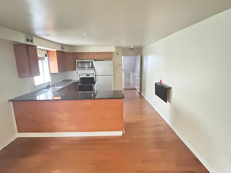 1710 W Girard Ave #3R — Photo 10