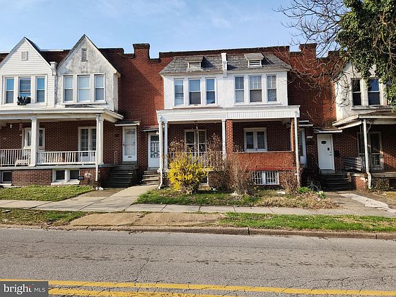 2nd image of 1115 Bonaparte Ave