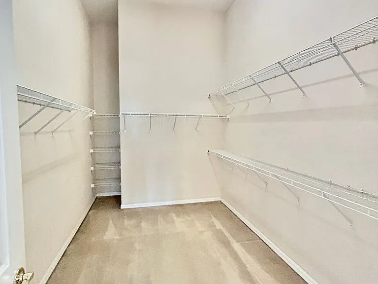 10463 Stone Glen Dr — Photo 10