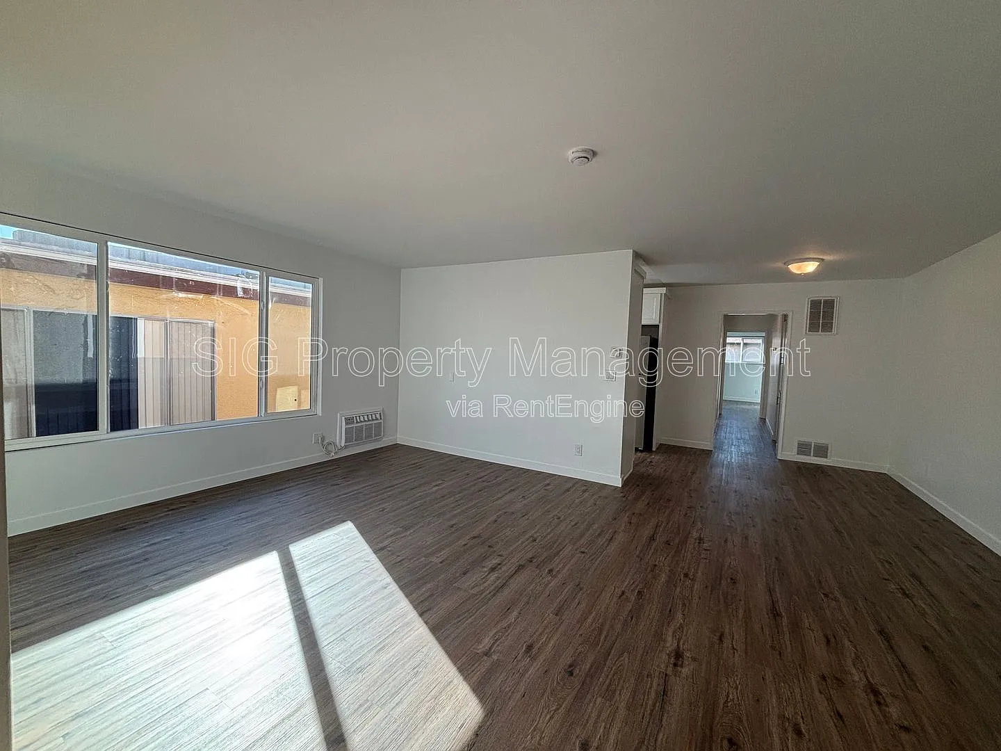1163 Winchester Ave — Photo 4