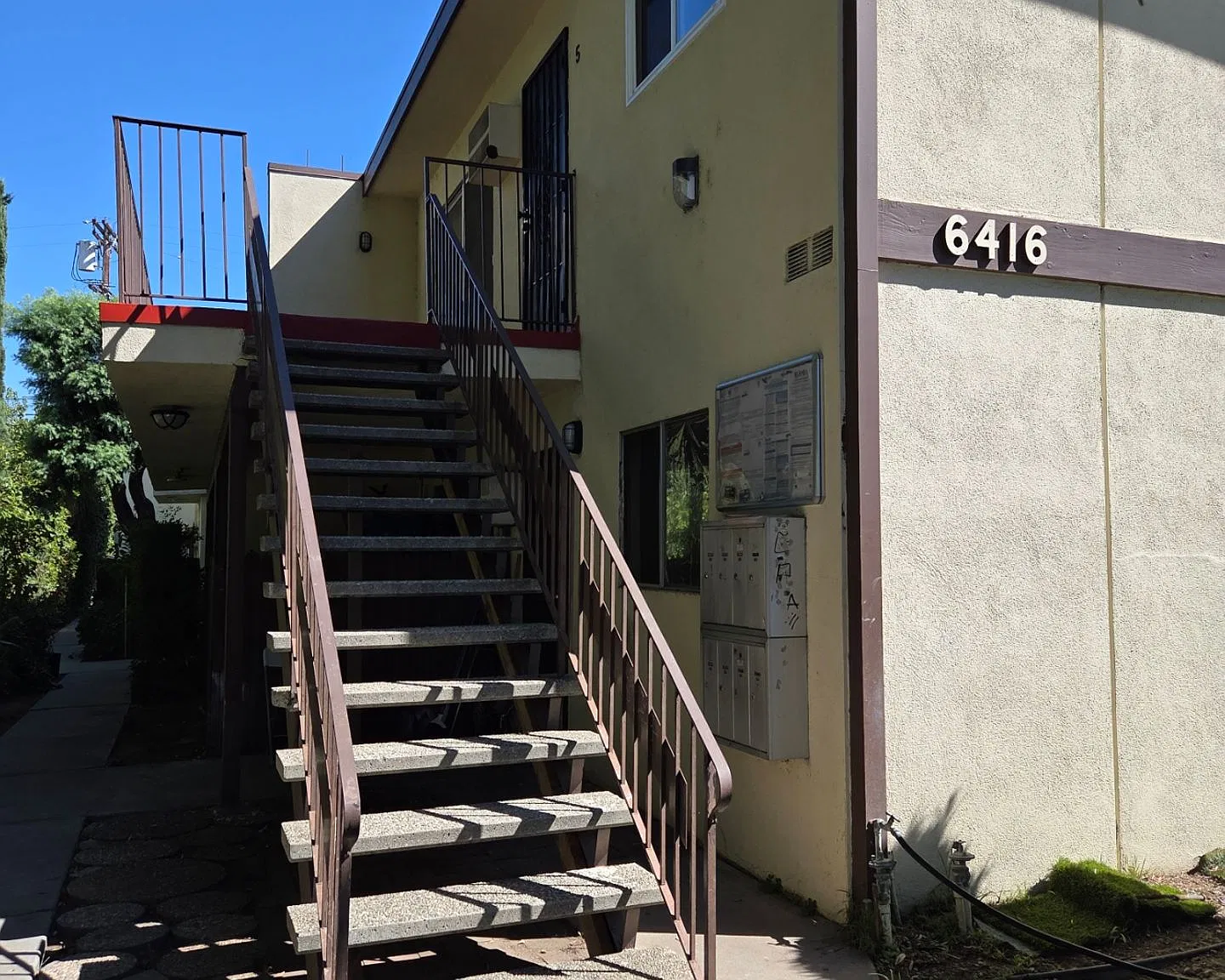 6416 Woodley Ave. — Photo 1
