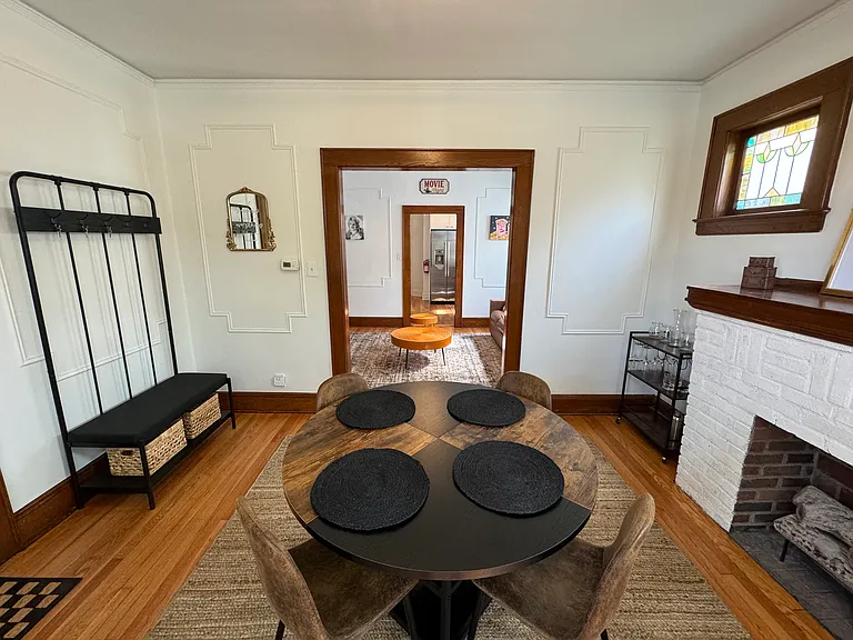 130 N Spring St #1R — Photo 4