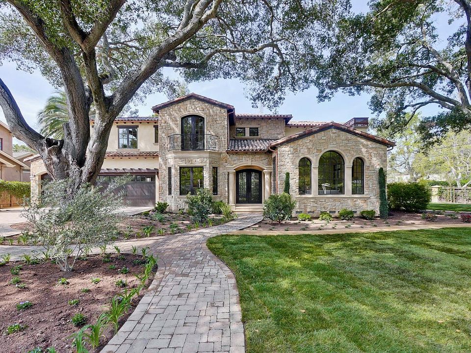 1st image of 485 Arlington Way