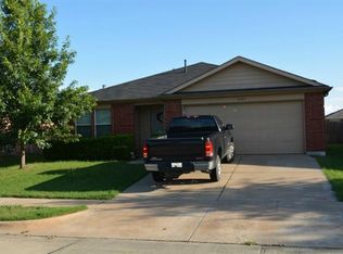8429 Ranch Hand Trl, Fort Worth, TX 76131