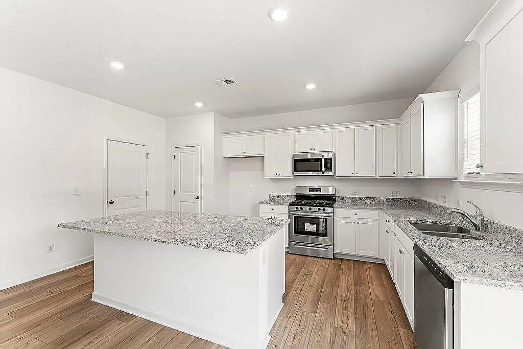 1508 Hay Patch Ln — Photo 2
