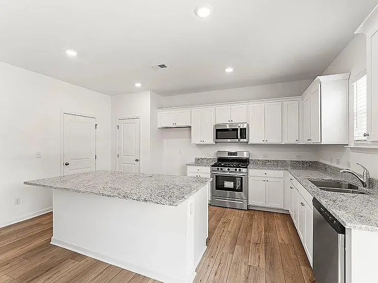 1508 Haypatch Ln — Photo 2