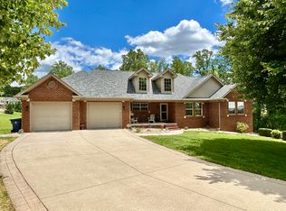 361 Kolsons Landing Dr, Somerset, KY 42503