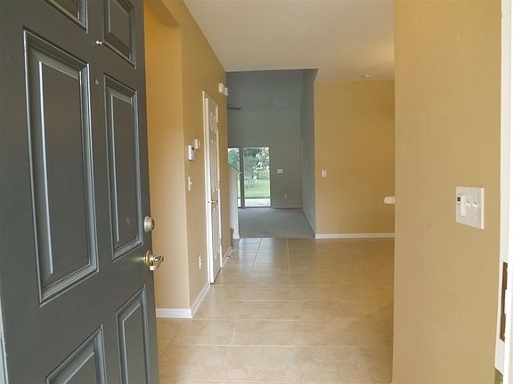 4th image of 509 Wooded Crossing Cir