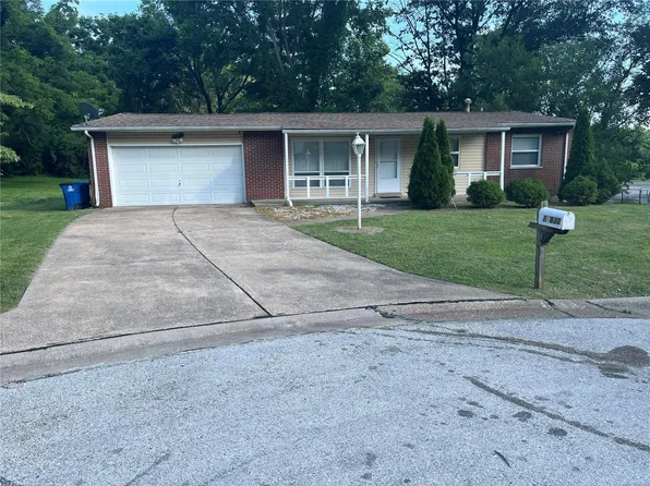 11830 Aire Ct, Saint Louis, MO 63138
