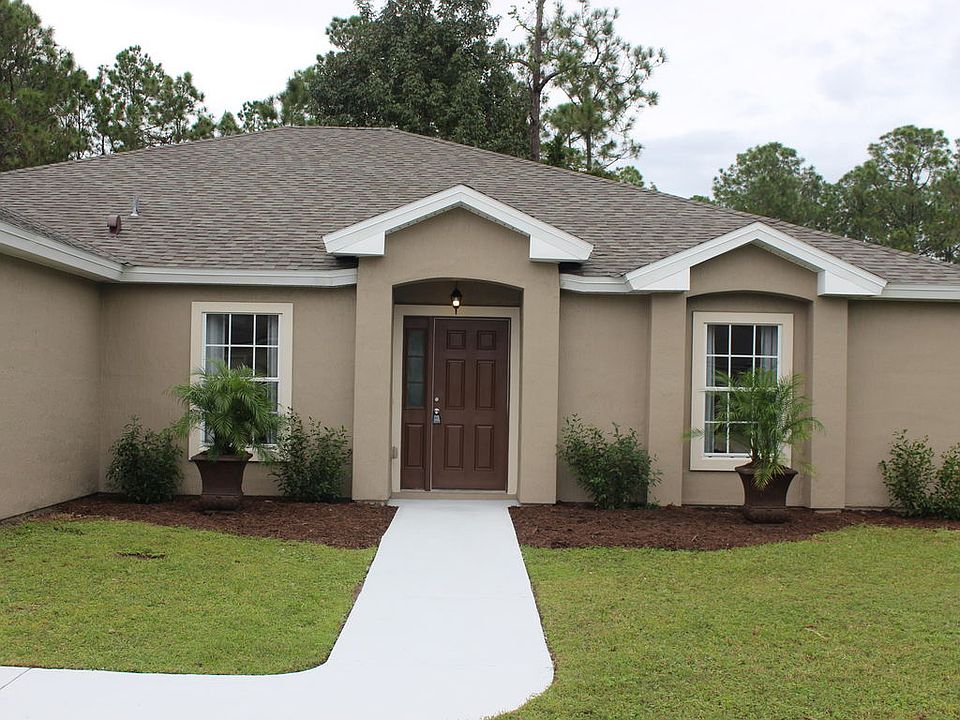 1st image of 10 Riviera Estates Dr