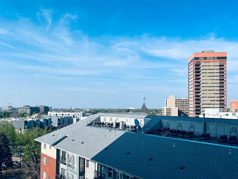 1950 N Logan St #708 — Photo 9