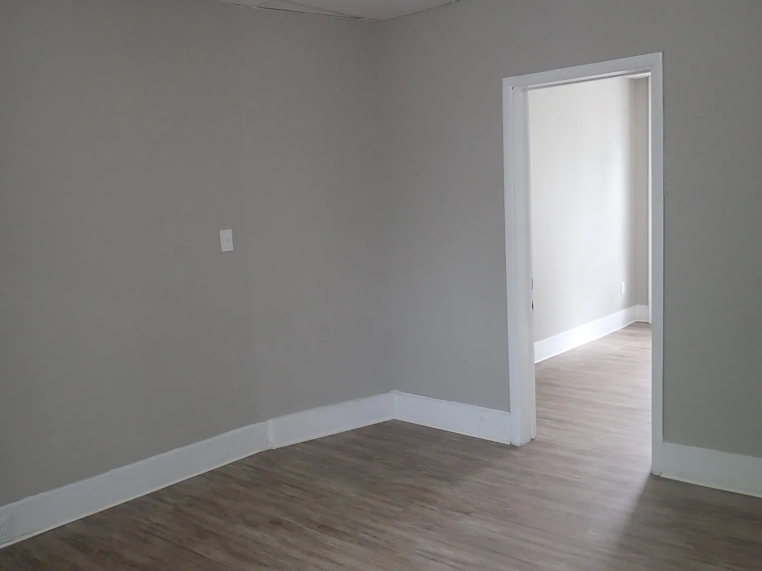 2 bed, 927 sqft, $1,525 — Photo 4