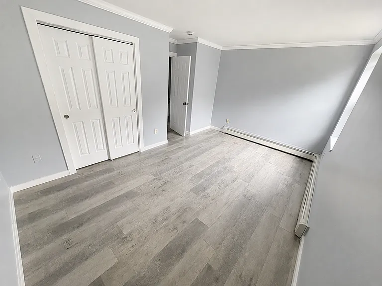 258 Fairmont Ave — Photo 3