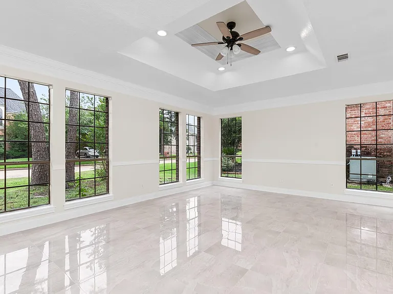 17402 Wilton Park Ct — Photo 11