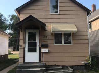 221 2nd Ave NE, Aberdeen, SD 57401