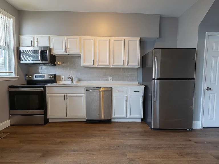3063 Mayfield Ave #1 — Photo 14