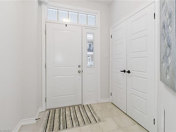 5th image of 677 Park Rd N #150