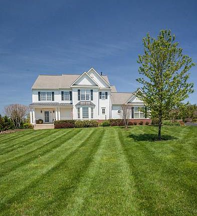 3rd image of 38372 Stone Eden Dr