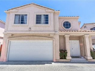 18319 Hart St UNIT 6, Reseda, CA 91335