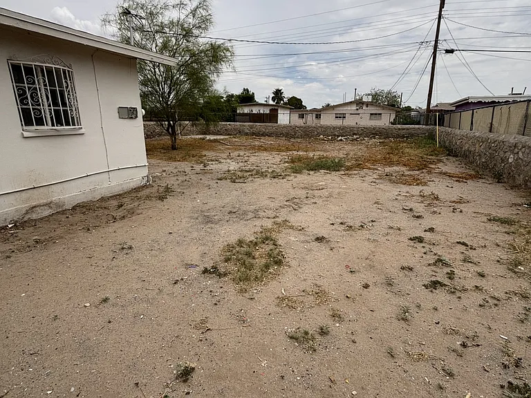 604 Cortez Dr — Photo 4