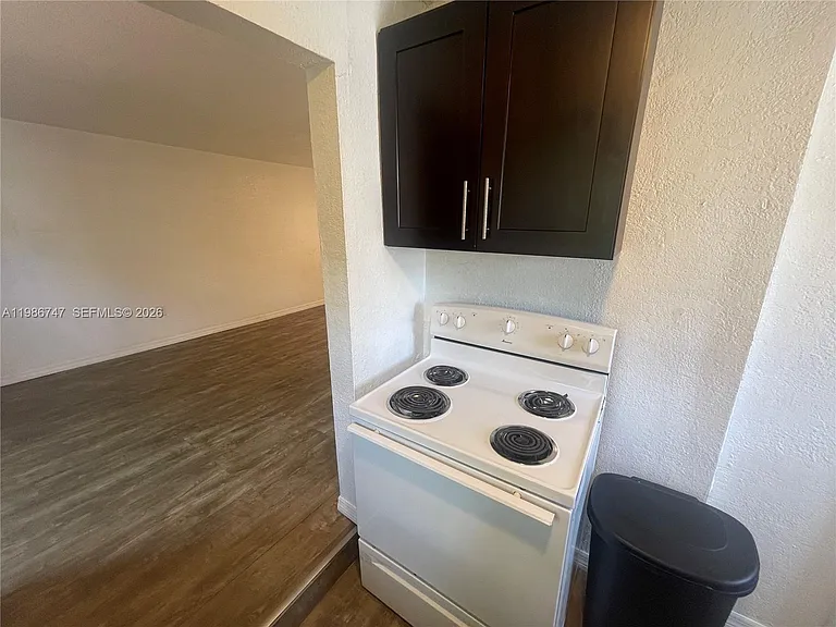 5738 Garfield St #B — Photo 10