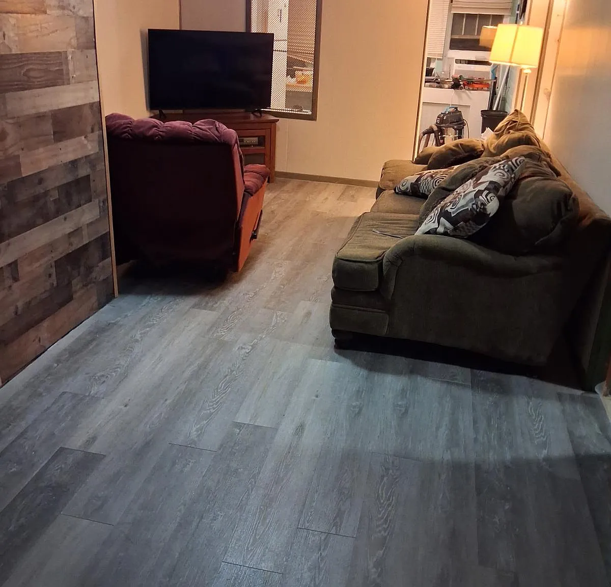 132 S Main St — Photo 1