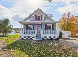611 W 16th St, Mishawaka, IN 46544