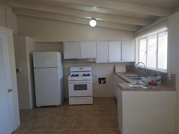 3rd image of 1691 Marsh St