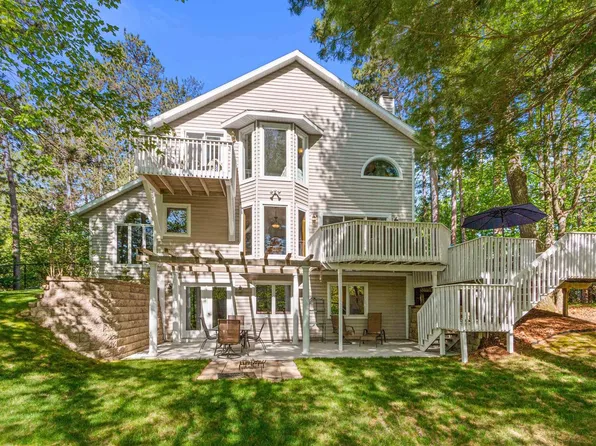 N1124 COUNTY ROAD E, Waupaca, WI 54981