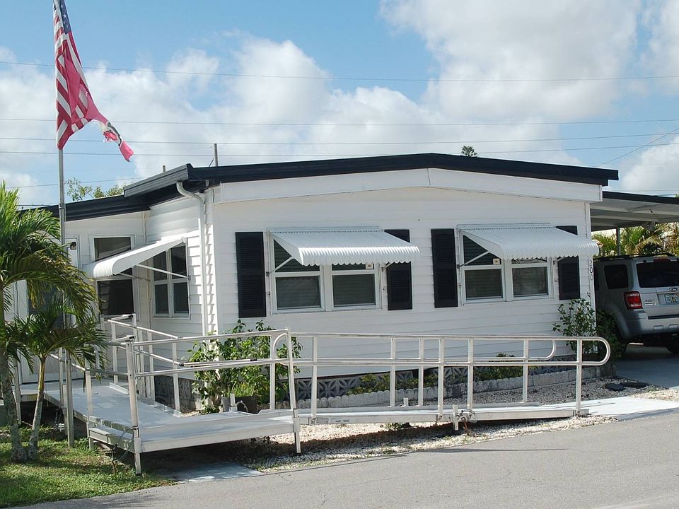 1st image of 200 Elburg Dr