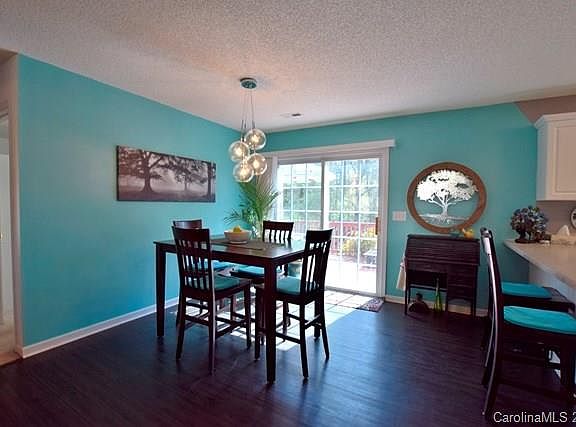 4th image of 531 Menzies Dr