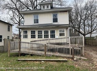 553 Isbell St, Lansing, MI 48910