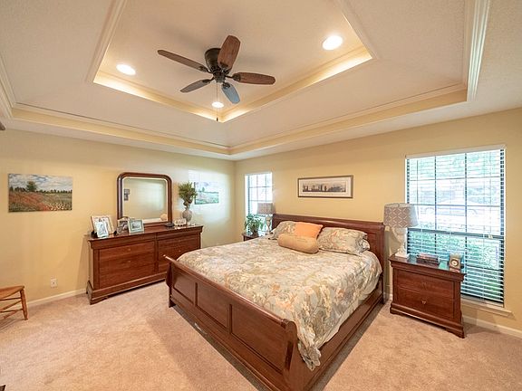 5th image of 3503 Woodhaven Dr