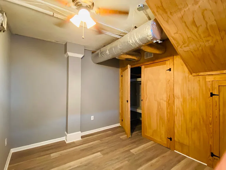 1529 W. Cary St. — Photo 36