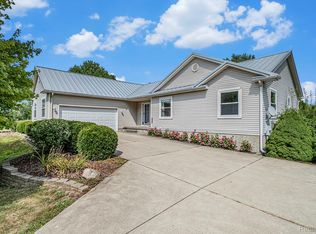 14413 Seymour Rd, Linden, MI 48451