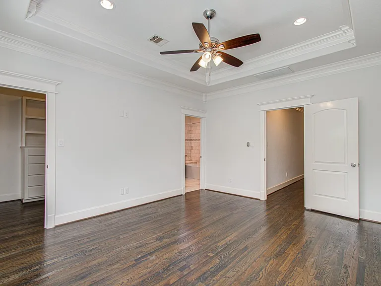 1012 Robbie St — Photo 32