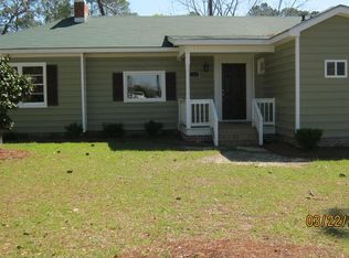 819 4th St SW, Moultrie, GA 31768