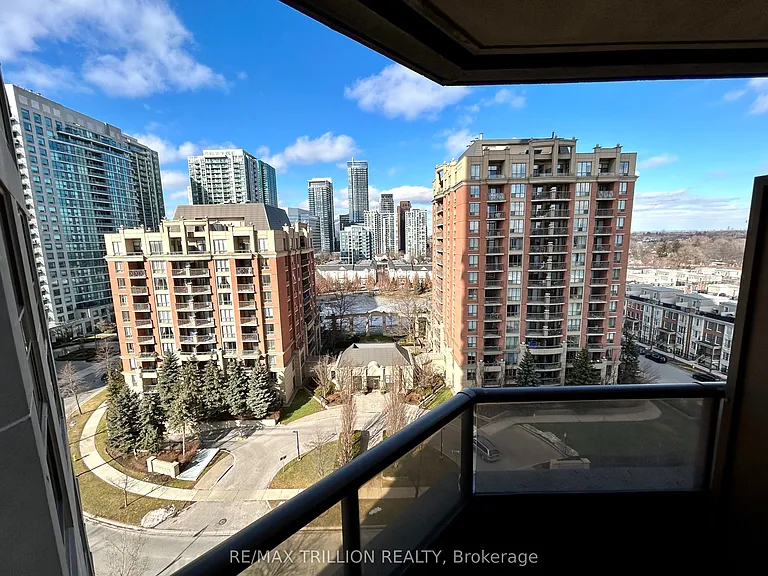 78 Harrison Garden Blvd #1014 — Photo 23