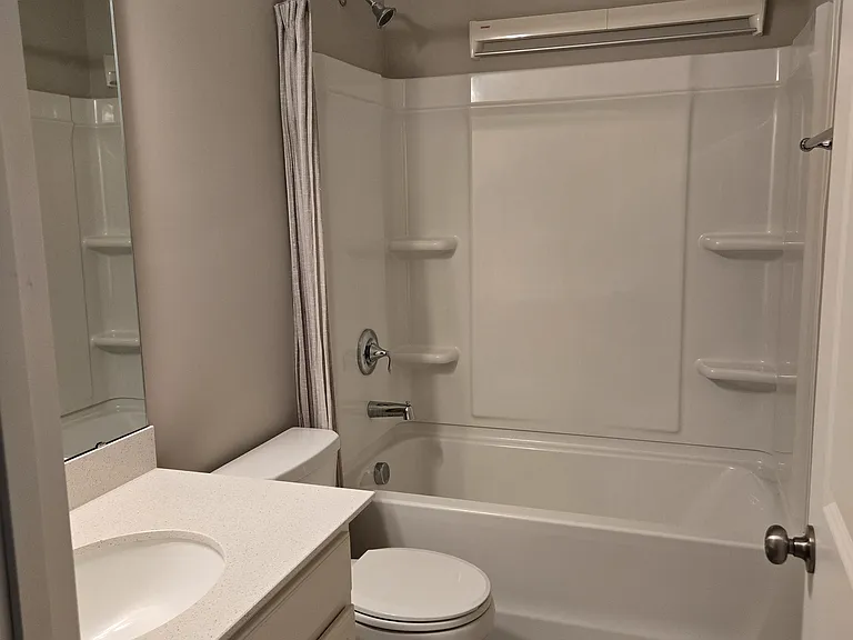 576 Historic Dr — Photo 15