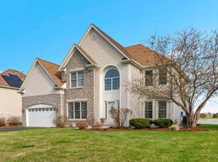 415 Mallard Point Dr, North Aurora, IL 60542