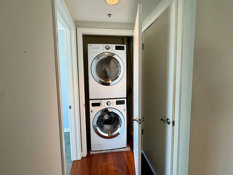 1388 Gough St #907 — Photo 19