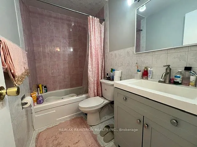100 Leeward Glenway #1908 — Photo 4