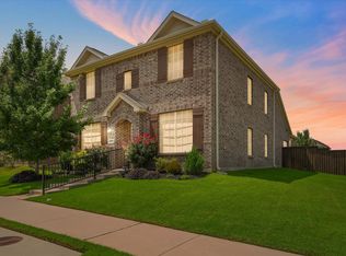 2301 Opaline Dr, Aubrey, TX 76227