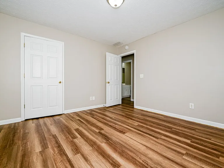 245 Long Creek Dr — Photo 14