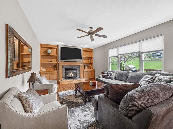 5th image of 2812 Broken Woods Dr