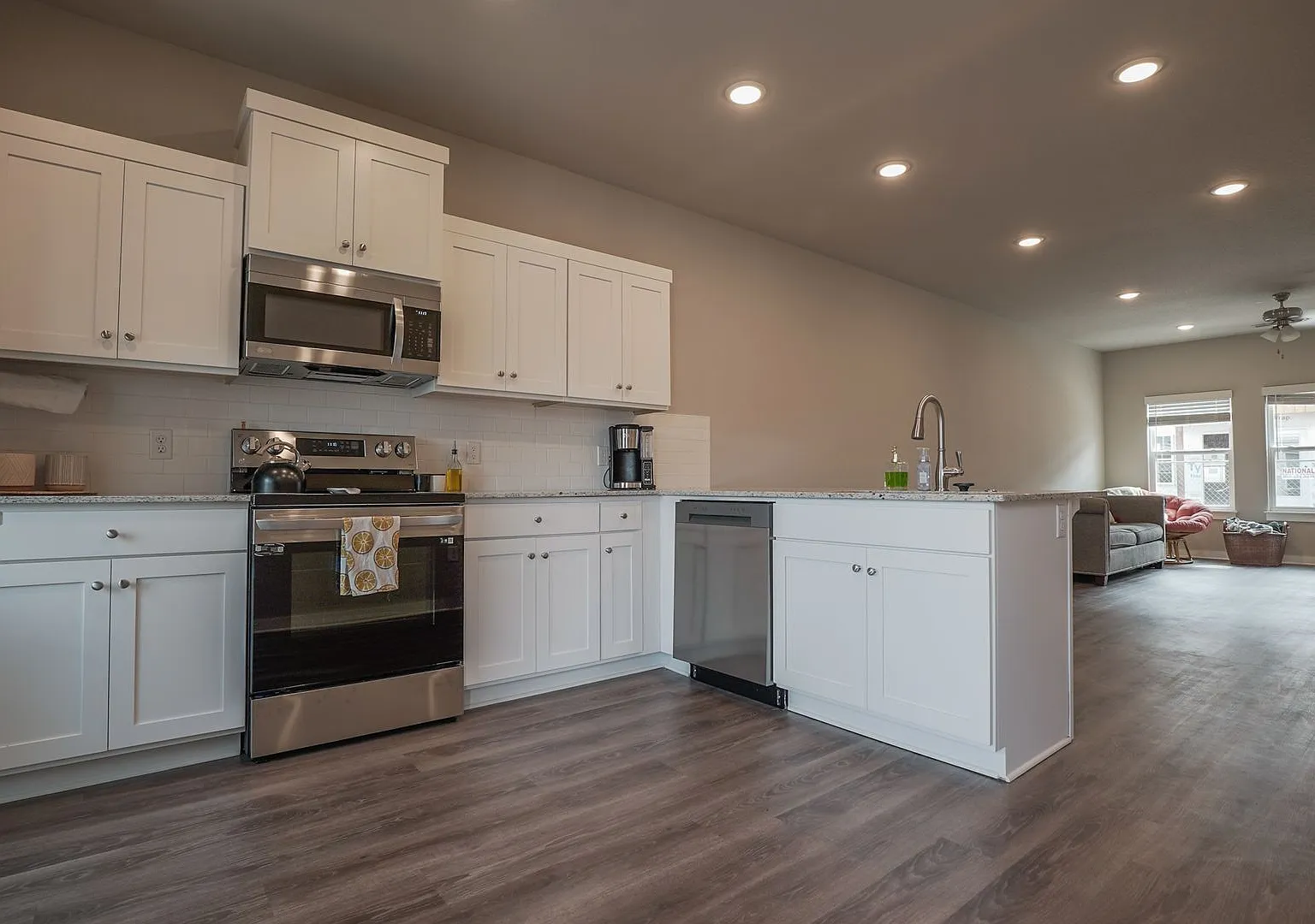 2 bedroom 2.5 bath home located in Fayetteville, AR — Photo 3