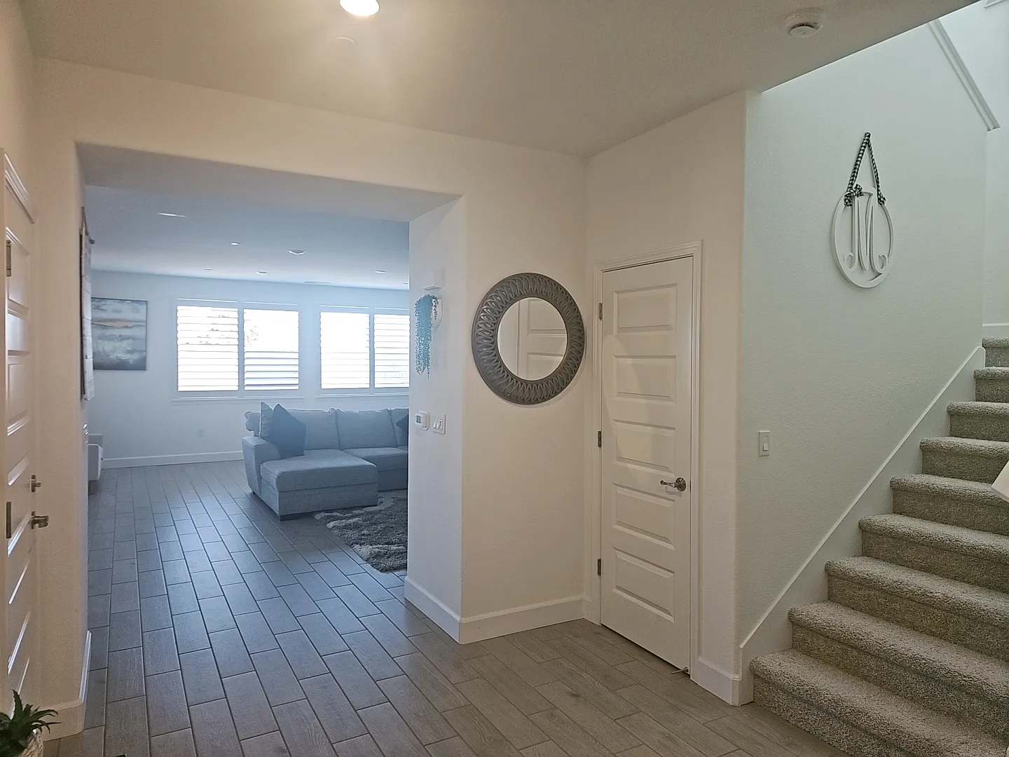 4 bed, 2309 sqft, $3,400 — Photo 3