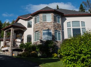 11221 Kaskanak Cir, Eagle River, AK 99577